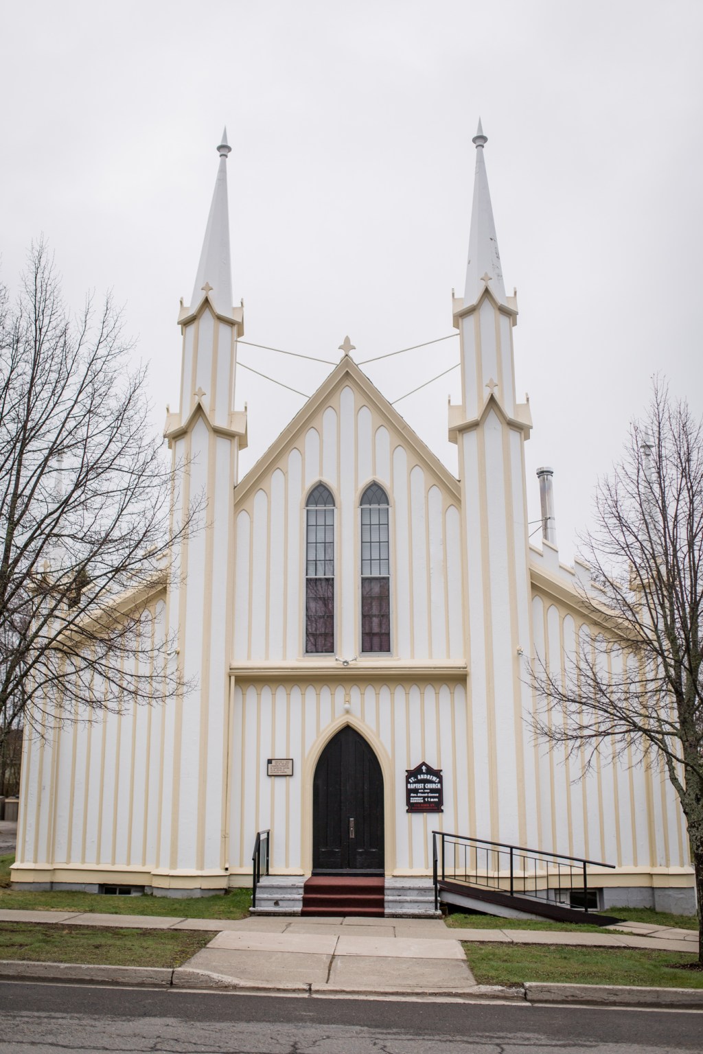 “Wedding Cake Church”: St. Andrews Baptist&nbsp;Church